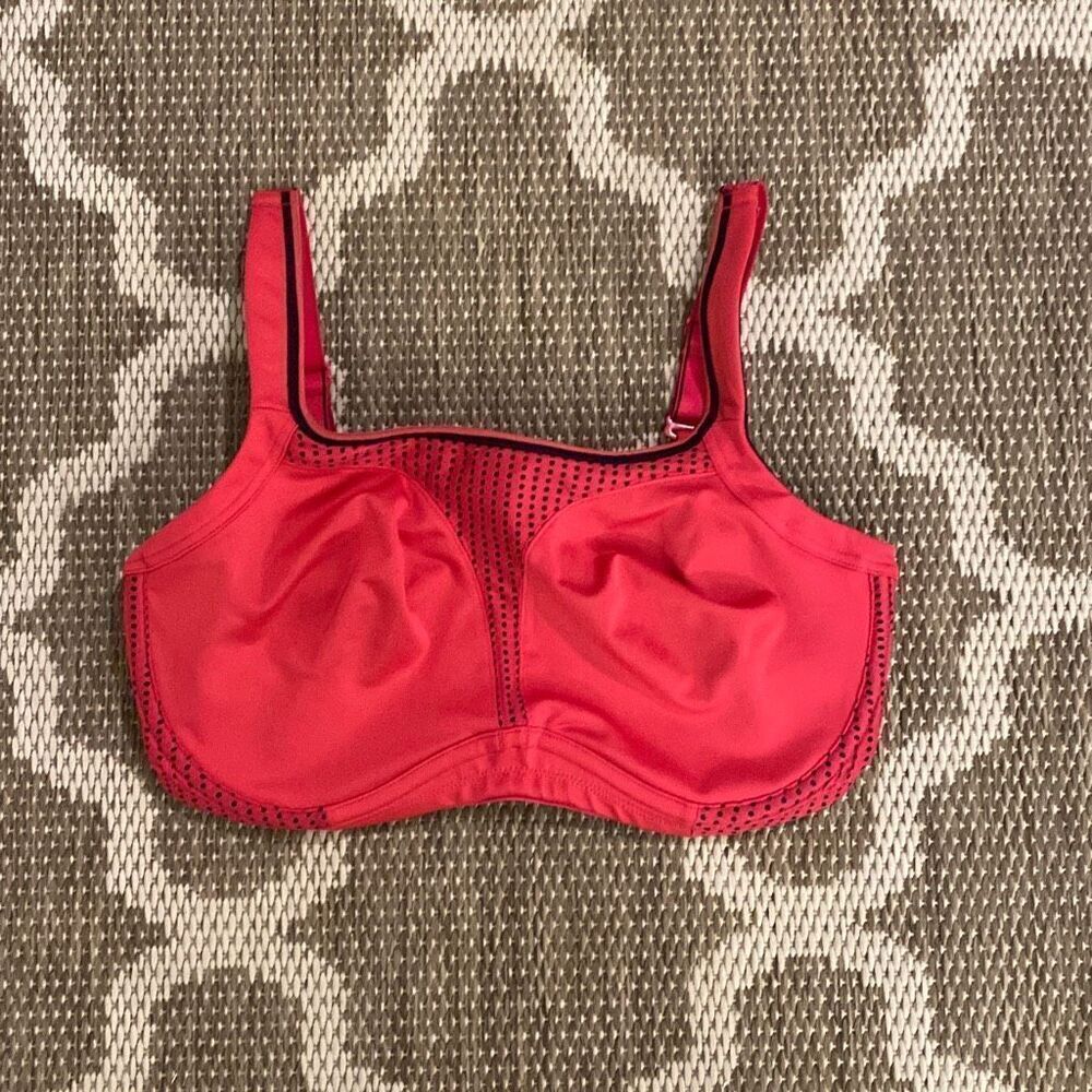 Soma sports bra size 36DDD